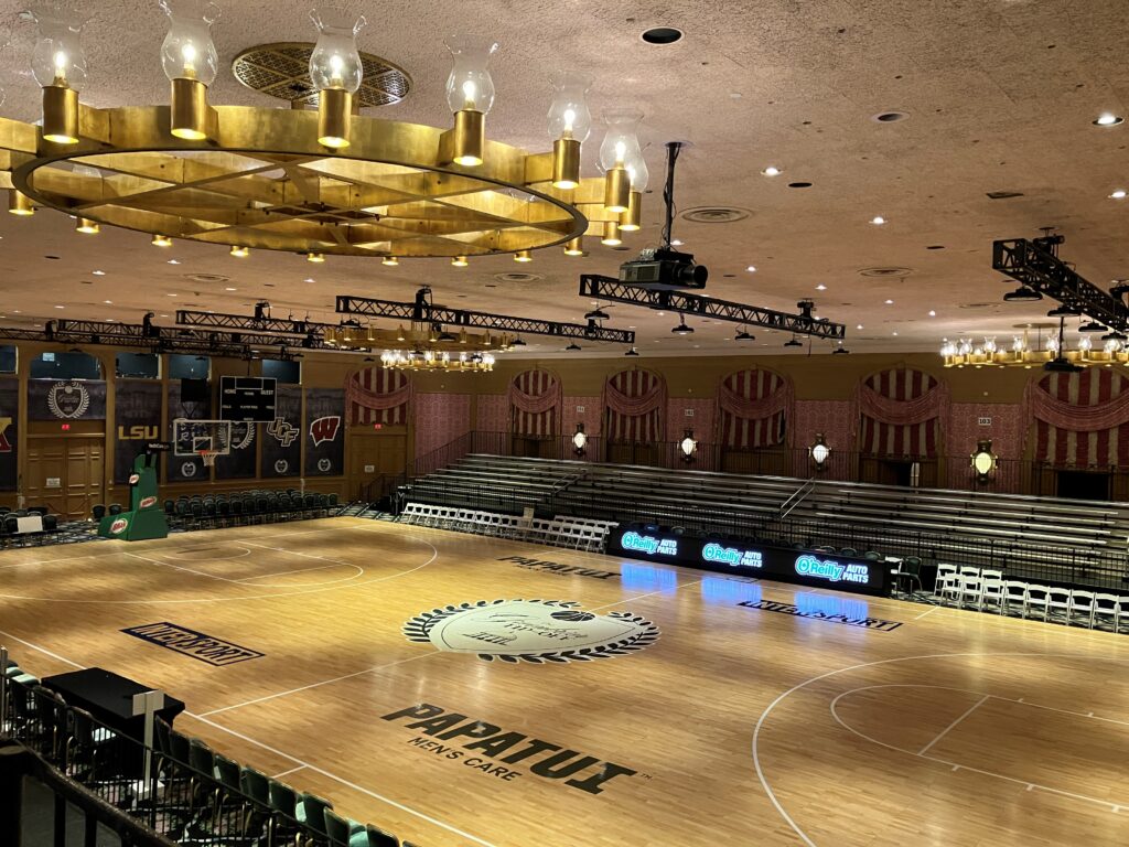 Duke and West Virginia to Meet in Sold-Out Greenbrier Tip-Off Matchup